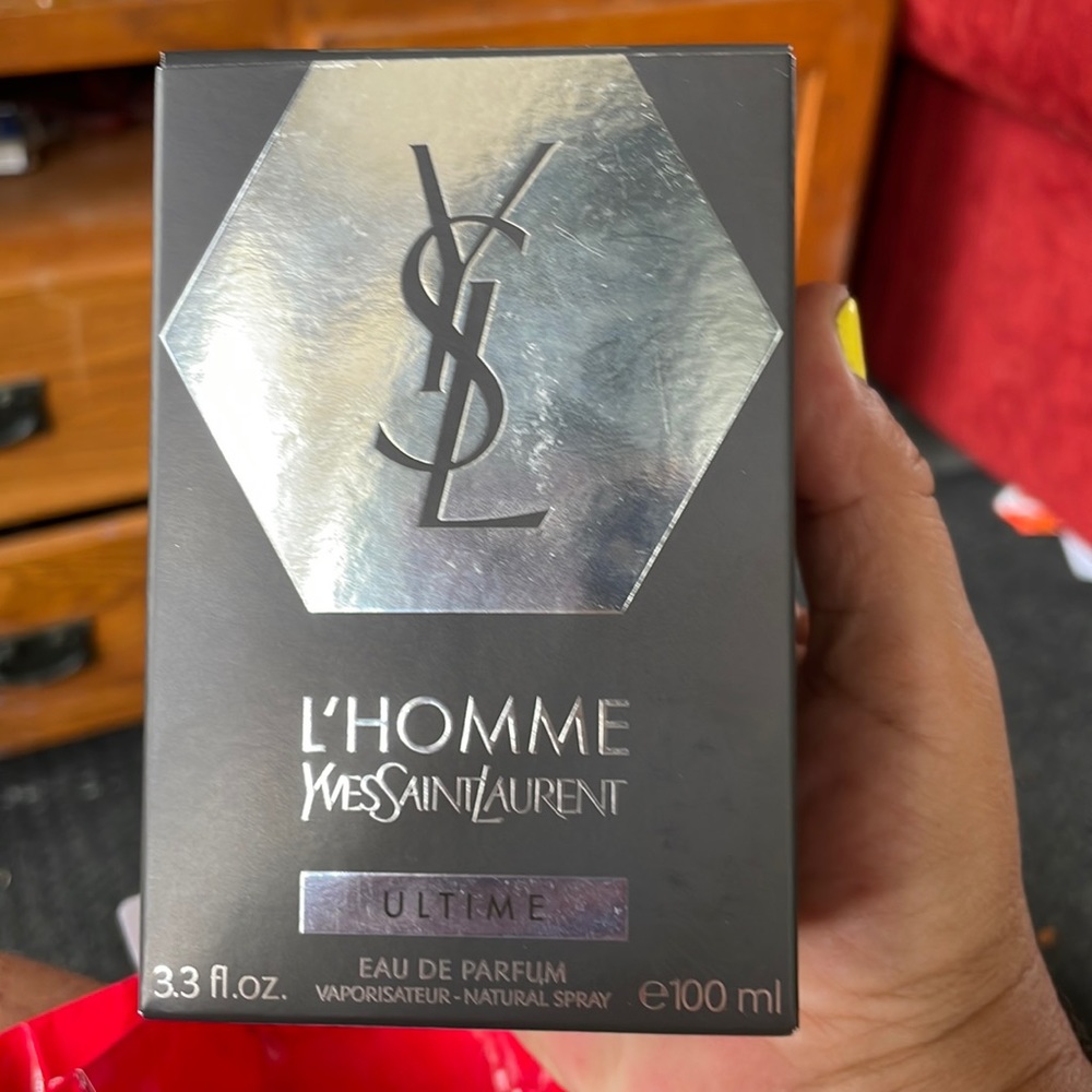 YvesSaintLaurent L’Homme ULTIMATE